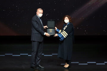 İstanbul Arel Üniversitesi Öğretim Üyesi Prof. Dr. Ayşe Akyol, Yök Üstün Başarı Ödülü’nün Sahibi Oldu